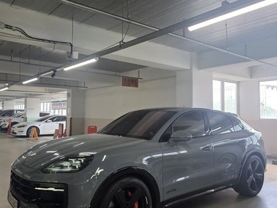 2025 Porsche CAYENNE 照片 5