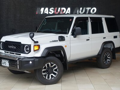 TOYOTA LAND CRUISER 70