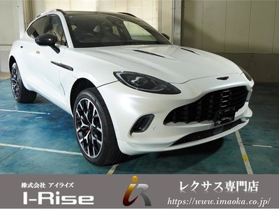 ASTON MARTIN DBX - 4