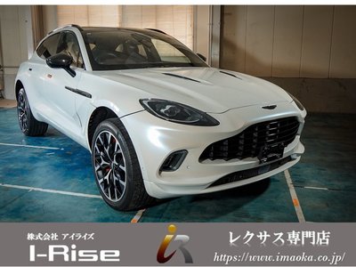 ASTON MARTIN DBX - 3