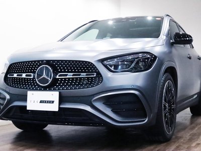 MERCEDES-BENZ GLA - 3