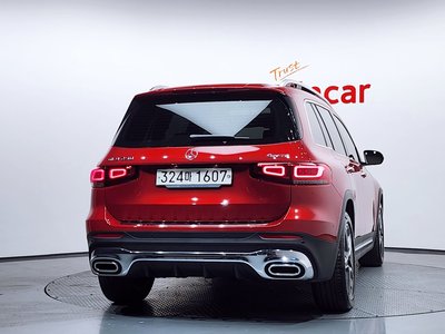 MERCEDES-BENZ GLB - 4