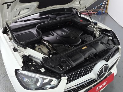 MERCEDES-BENZ GLE - 7
