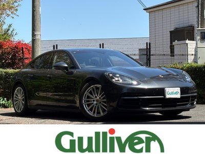 PORSCHE PANAMERA - 1