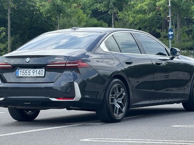 BMW 5 SERIES - 5
