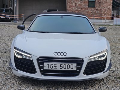 AUDI R8 - 5