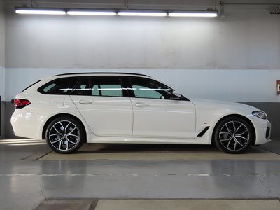 BMW 5 SERIES TOURING - 8