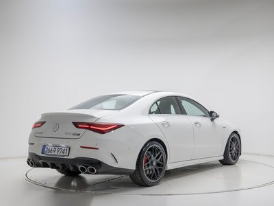 MERCEDES-BENZ CLA - 5