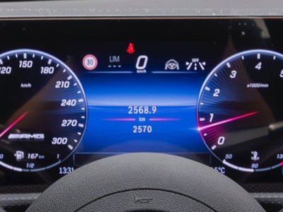 MERCEDES-BENZ CLA - 8