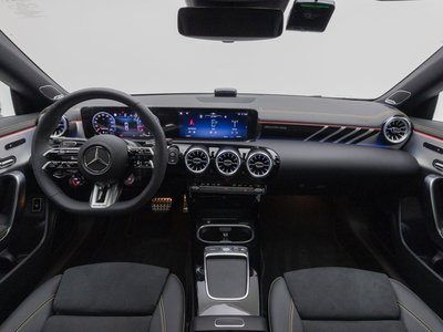 MERCEDES-BENZ CLA - 4