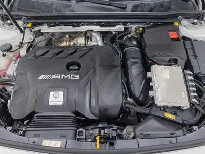MERCEDES-BENZ CLA - 7