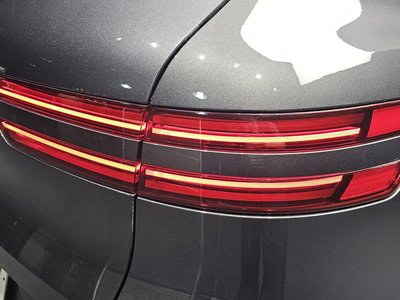 2022 Genesis GV70 photo 10