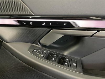2025 BMW 5 SERIES TOURING — миниатюра 18