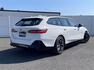 2025 BMW 5 SERIES TOURING — миниатюра 39