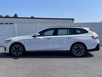 2025 BMW 5 SERIES TOURING — миниатюра 37