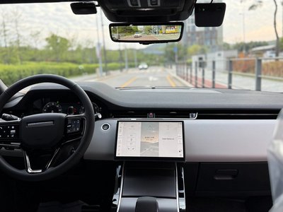 2026 LAND Rover RANGE ROVER EVOQUE — фото 7