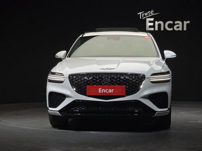 صورة 2 لـ 2024 Genesis GV70