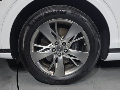 صورة 6 لـ 2024 Genesis GV70