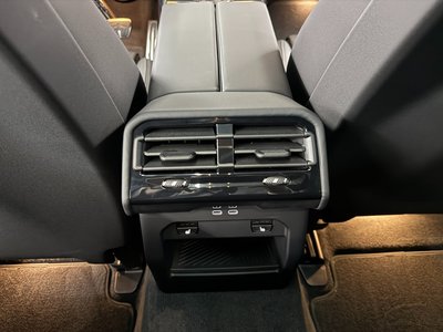 2026 BMW 5 SERIES 缩略图 19