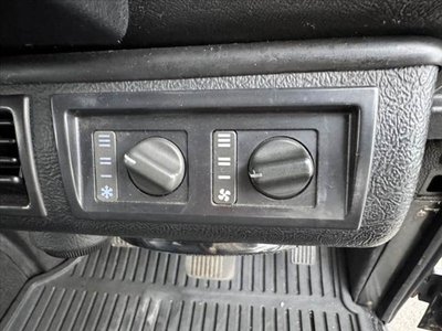 2010 LAND Rover DEFENDER 缩略图 23