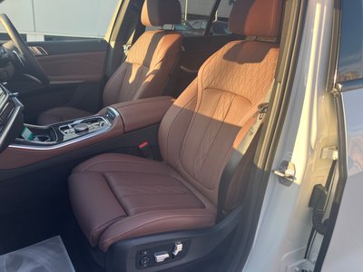 2025 BMW X5 — миниатюра 34