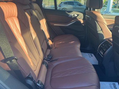 2025 BMW X5 — миниатюра 32