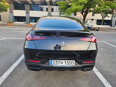 2025 Mercedes-BENZ GLC 缩略图 18