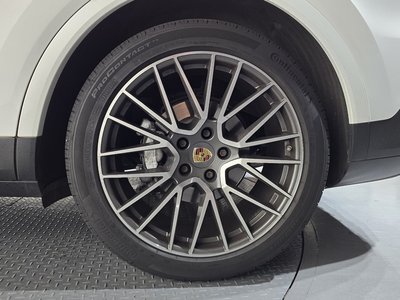 2021 Porsche CAYENNE 照片 8