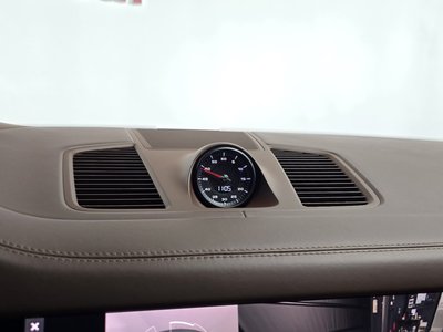 2021 Porsche CAYENNE 缩略图 30