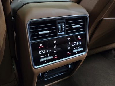 2021 Porsche CAYENNE 缩略图 28