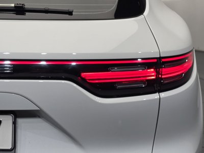 2021 Porsche CAYENNE 照片 10