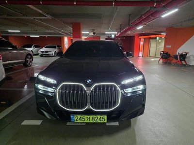 BMW 7 SERIES - 1