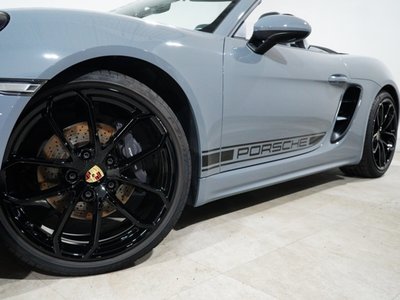 صورة مصغرة 12 لـ 2024 Porsche 718