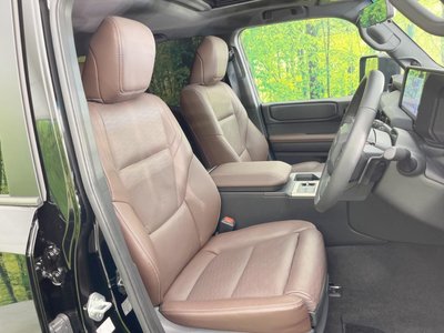 TOYOTA LAND CRUISER 250 - 8