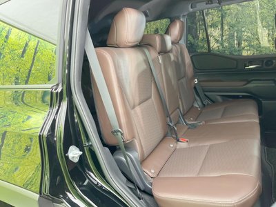 TOYOTA LAND CRUISER 250 - 9