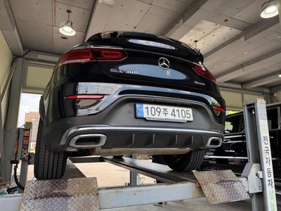 MERCEDES-BENZ GLC - 2