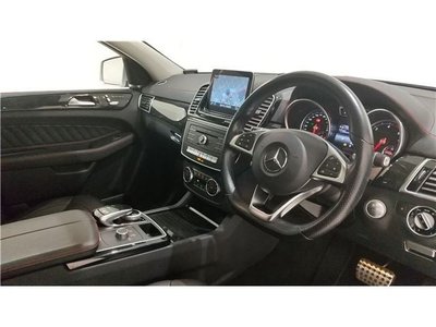 صورة 2 لـ 2021 Mercedes-BENZ GLE