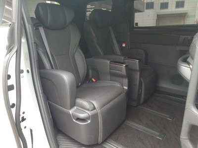 TOYOTA ALPHARD - 5