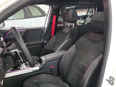 2025 Mercedes-BENZ GLB 照片 10