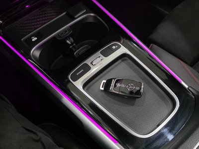 2025 Mercedes-BENZ GLB 照片 9
