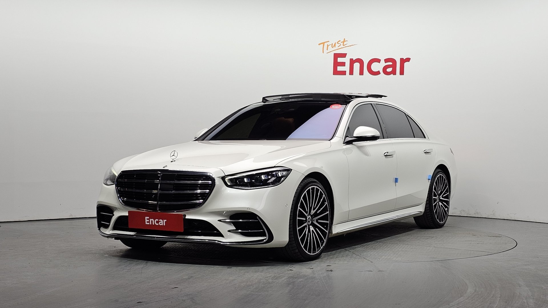 MERCEDES-BENZ S-CLASS - View 1