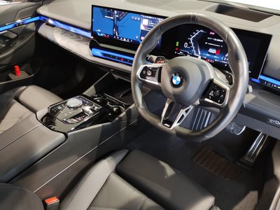 صورة مصغرة 48 لـ 2024 BMW 5 SERIES
