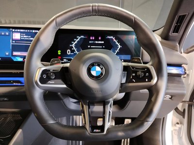 صورة مصغرة 31 لـ 2024 BMW 5 SERIES