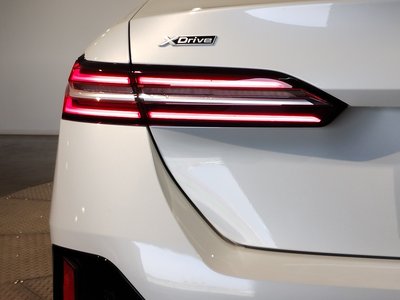 صورة مصغرة 66 لـ 2024 BMW 5 SERIES