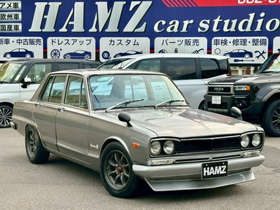 NISSAN SKYLINE