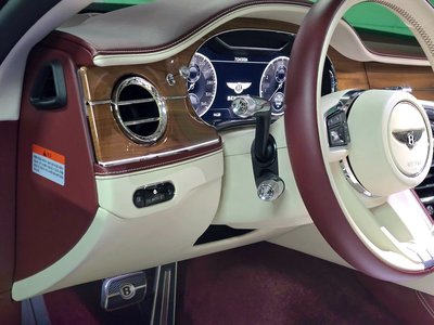 صورة مصغرة 14 لـ 2024 Bentley FLYING SPUR