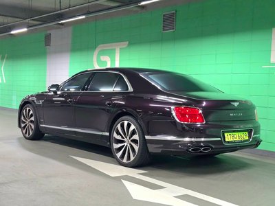 2024 Bentley FLYING SPUR — фото 3