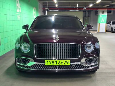 2024 Bentley FLYING SPUR — фото 4
