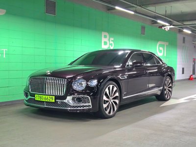 2024 Bentley FLYING SPUR — фото 1