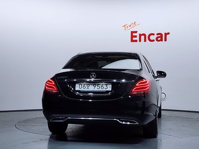 MERCEDES-BENZ C-CLASS - 3